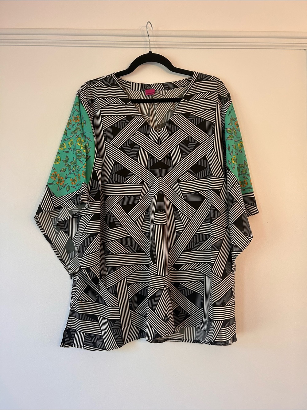 Save The Queen Black & Teal Geometric Print Tunic